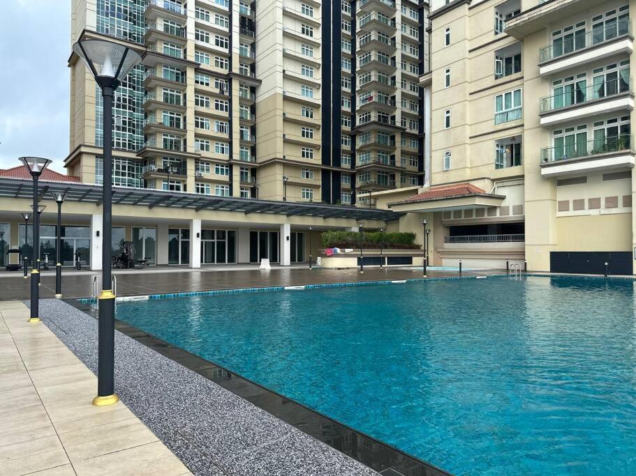 A.R Homestay Riverine Condominium Kuching Exterior foto